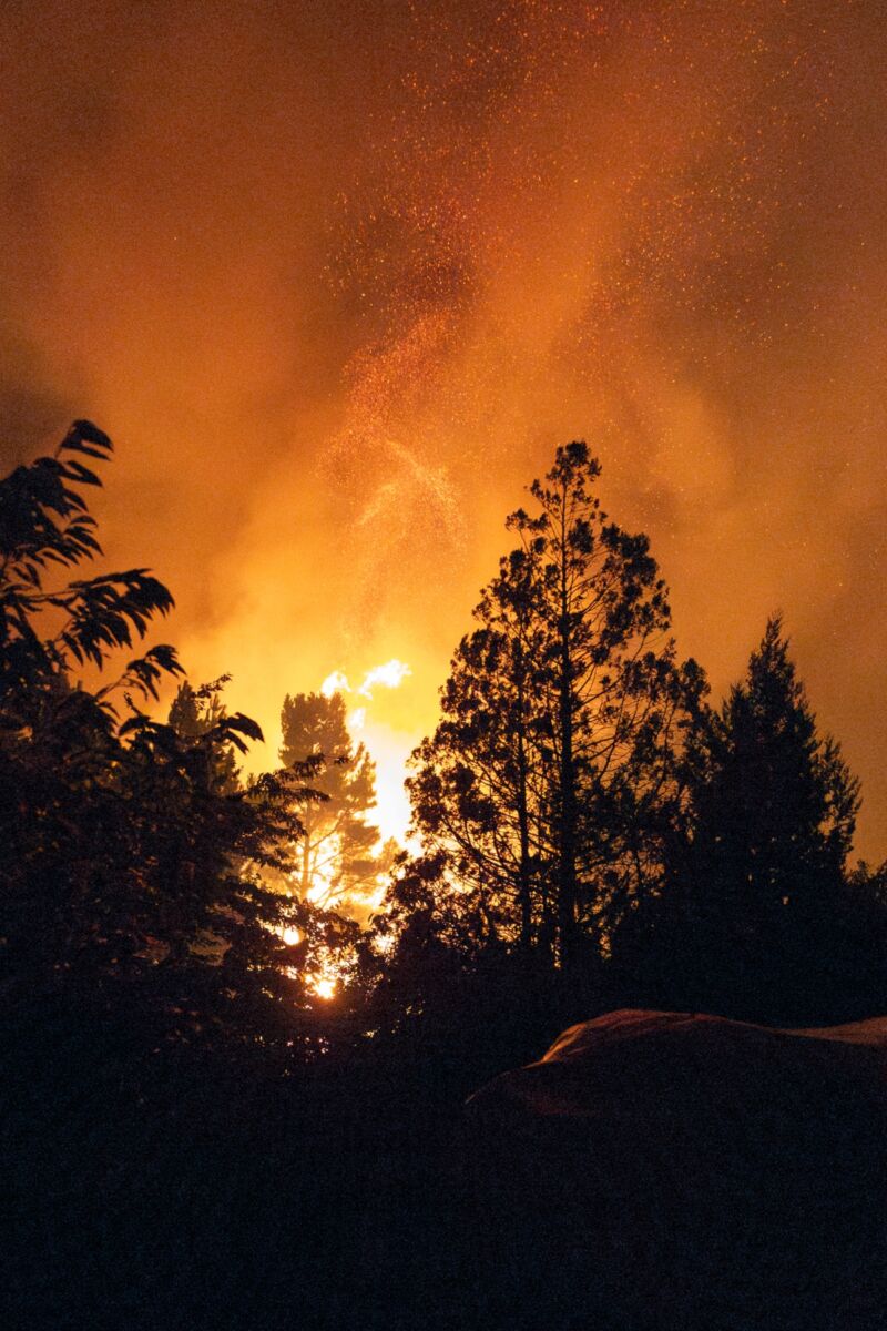 Nota en Periódico El Eslabón, de la Cooperativa Comunicacional La Masa: Los vende&nbsp;humo